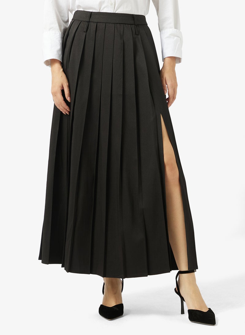 ELLA Pleated Skirt With Slit - Image 1